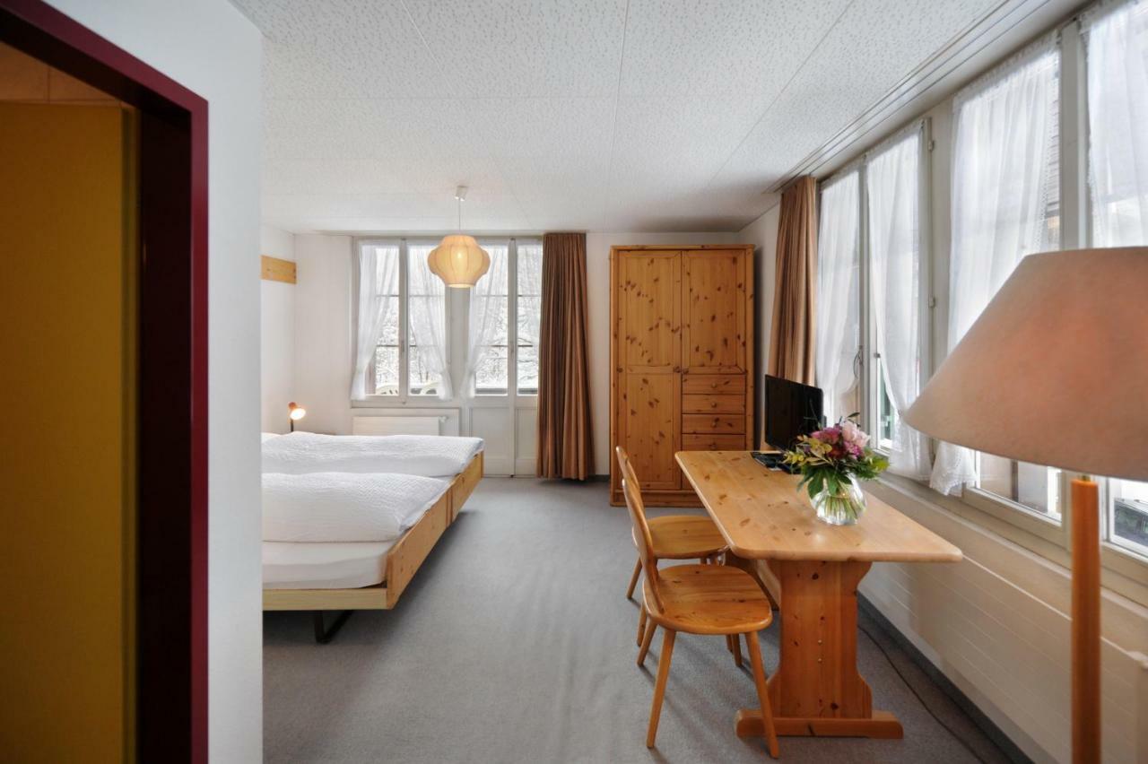 Hotel Krone Budget Lenk Kültér fotó